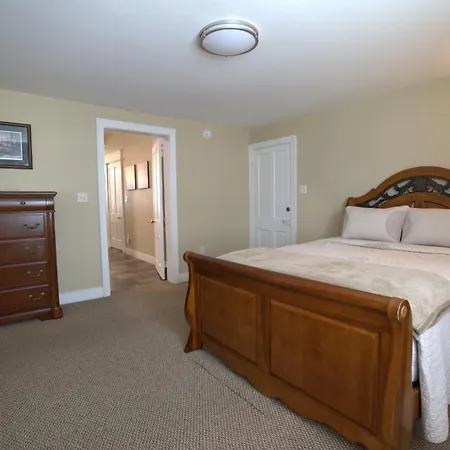 Extended Stays By Lee House Inn